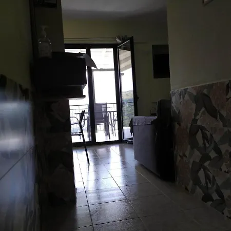 Frygano 2 Appartement Oitylo