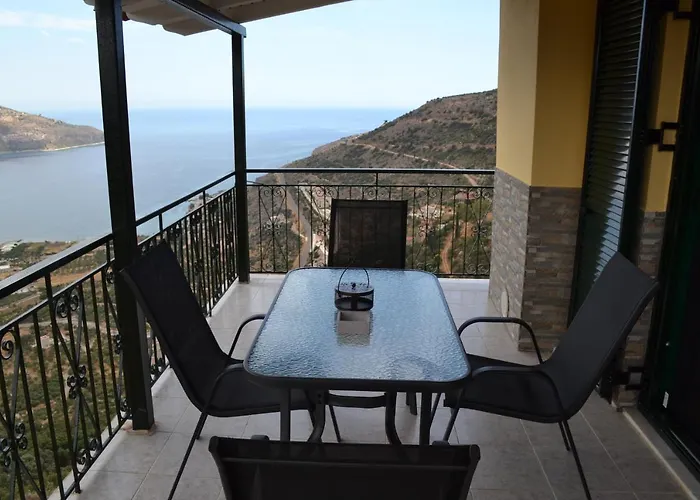 Frygano 2 Appartement Oitylo